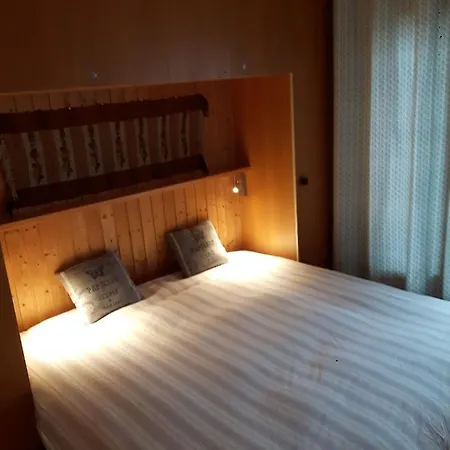 Greppons P 023 - Mountain 8 Pers Appartement